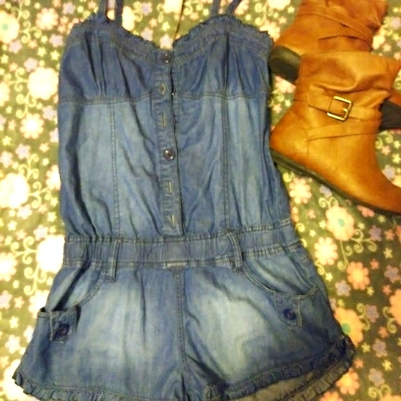 Jean romper - Picture 2 of 5